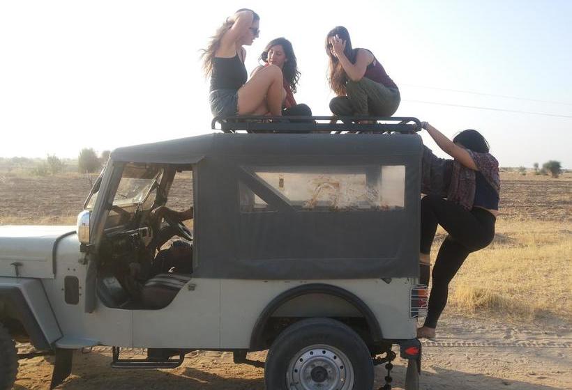 Hotel Maharani Guest House 11