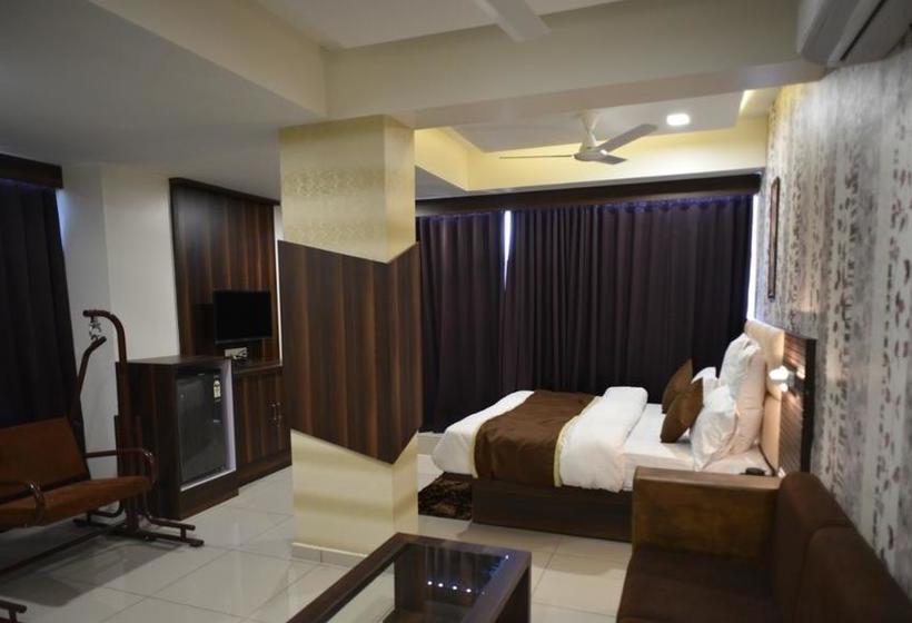 Hotel Royal Residency 5