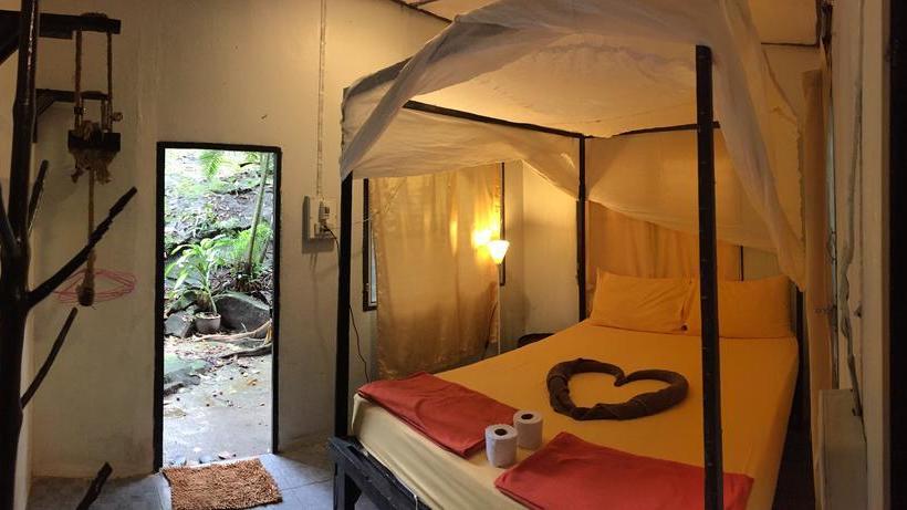 Hostel Bb Lonely Beach 10