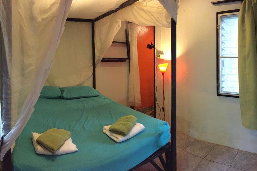 Hostel Bb Lonely Beach 11