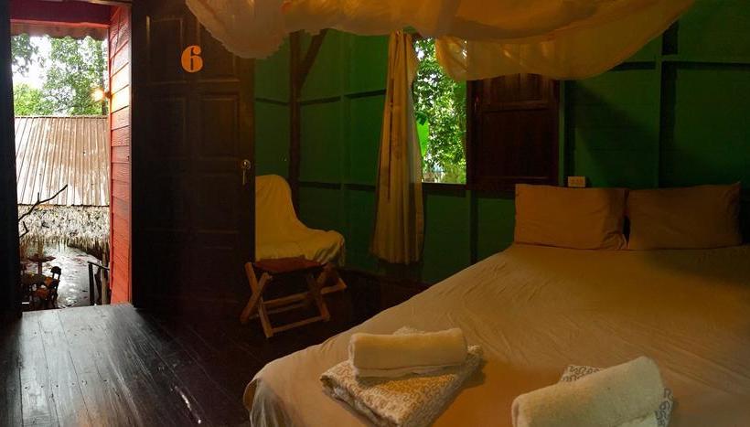 Hostel Bb Lonely Beach 12