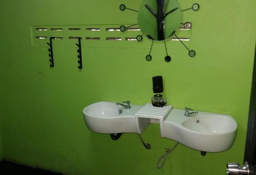 Hostel Bb Lonely Beach 14