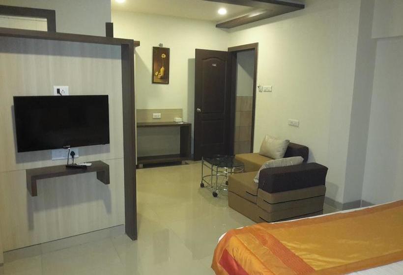 Hotel Veer Residency 17