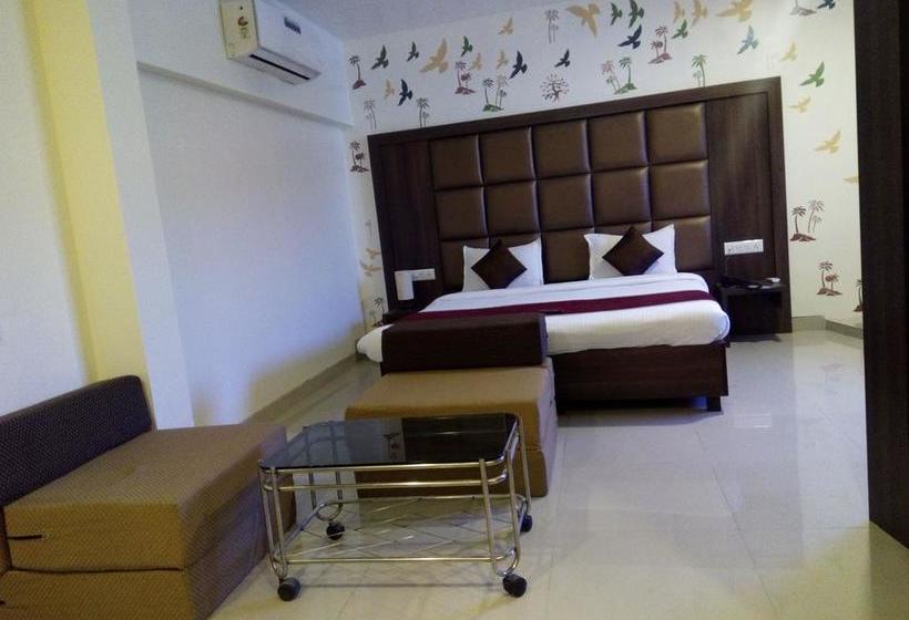 Hotel Veer Residency 3