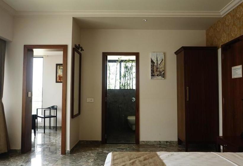 Resort The Emerald Club 11