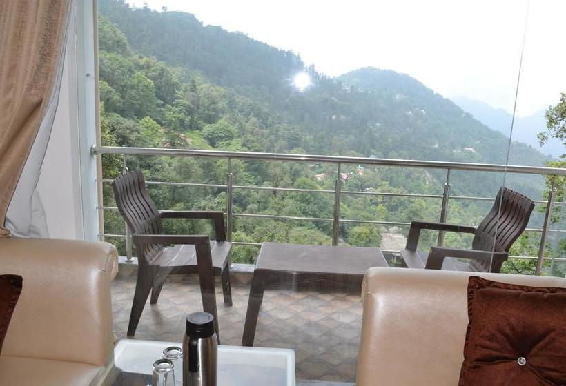 Sky Lark Hotel & Restaurant 3