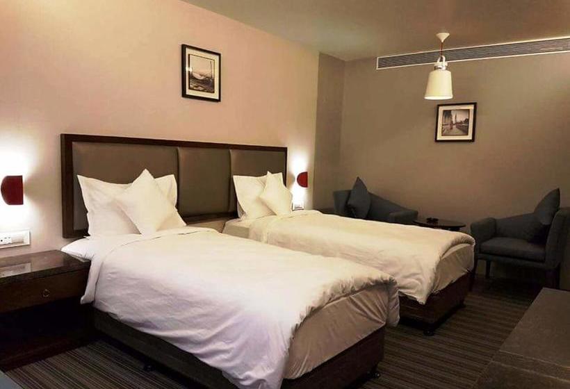 Hotel The Panchvati 4