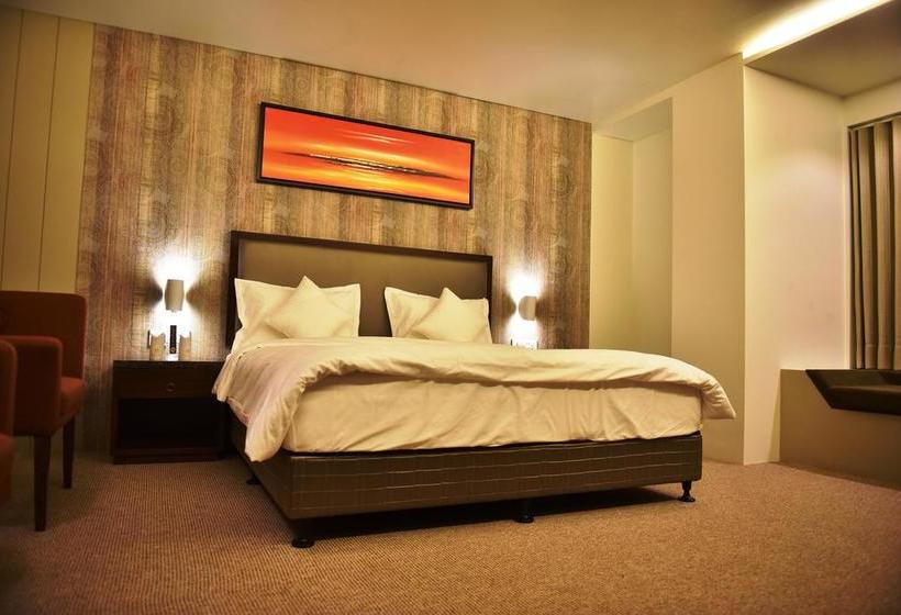 Hotel The Panchvati 9