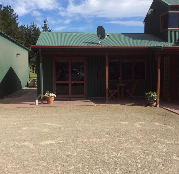 Faulknor On Shanley B&b 15