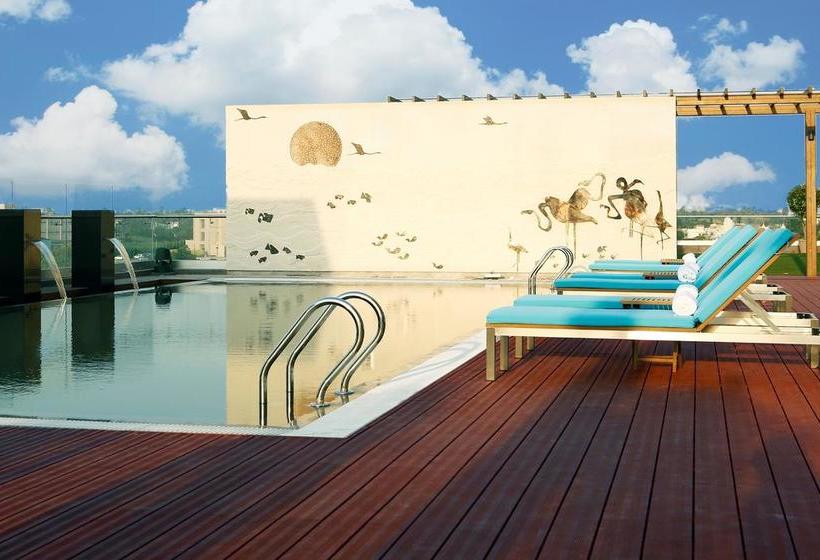 Hotel Courtyard By Marriott Surat 7