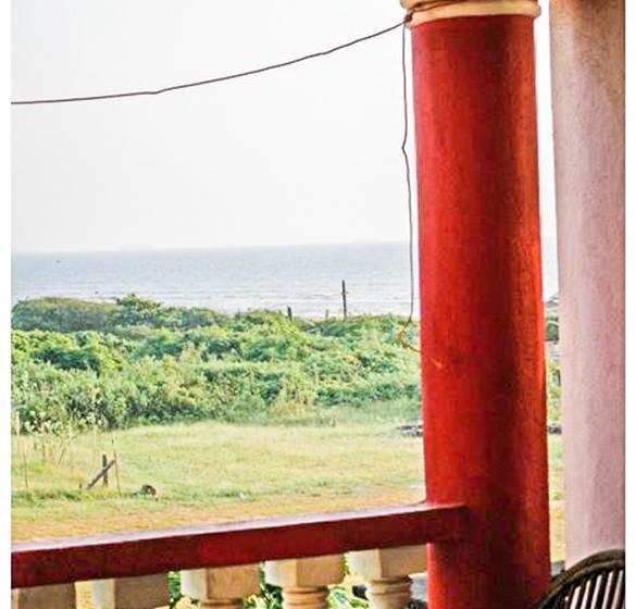 Hotel Nirvaah Calangute Beachfront 14