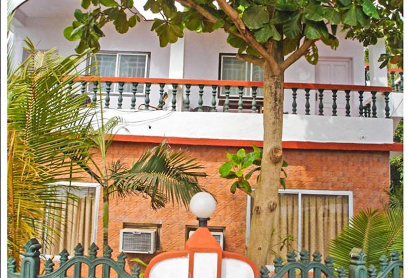 Hotel Nirvaah Calangute Beachfront 5