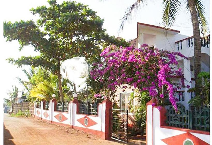 Hotel Nirvaah Calangute Beachfront 7