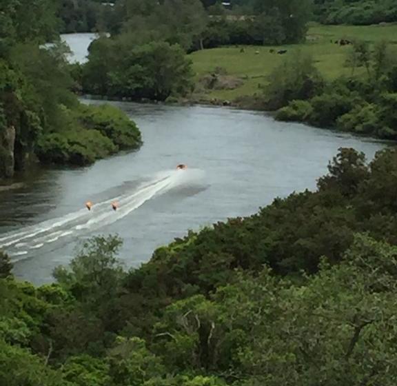 Bed and Breakfast Cambridge River Retreat 2