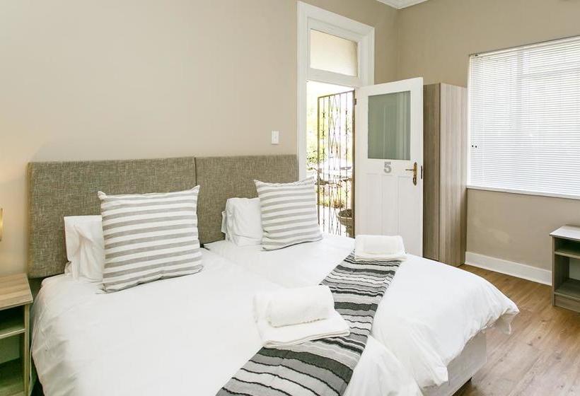 Bed and Breakfast De Akker Guest House 4