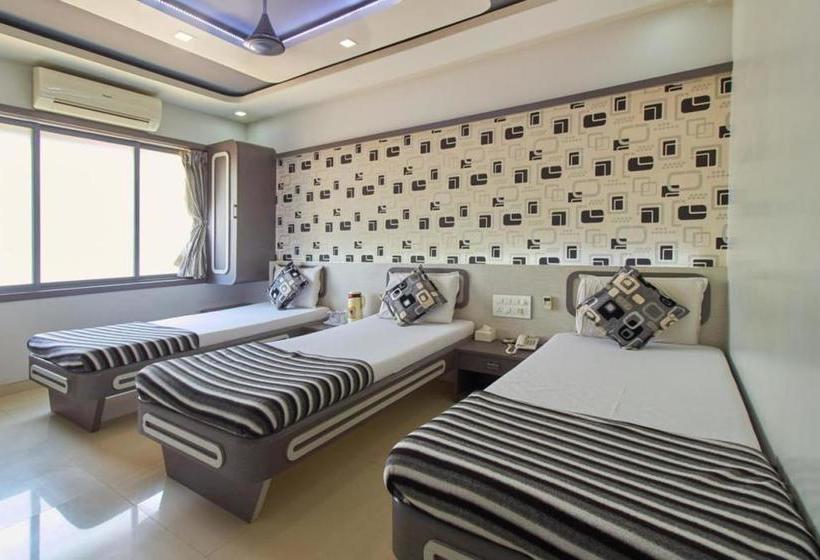 Hotel Room Maangta 219 @ Goregaon 11