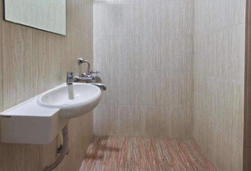 Hotel Room Maangta 219 @ Goregaon 5