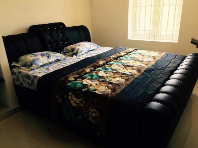 Hotel Eesha Gardens 4