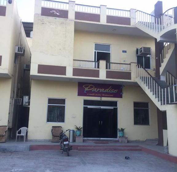 Hotel Sidhi Vinayak 13
