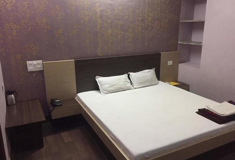 Hotel Sidhi Vinayak 3