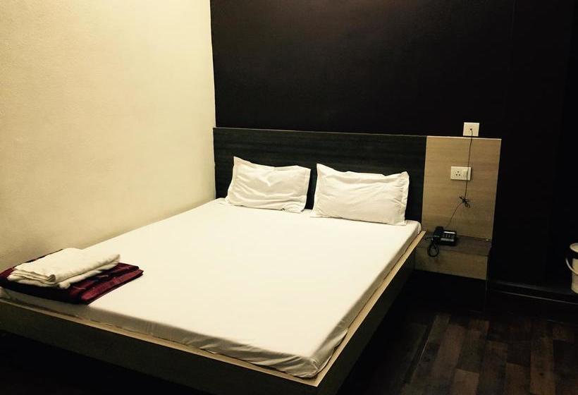 Hotel Sidhi Vinayak 8