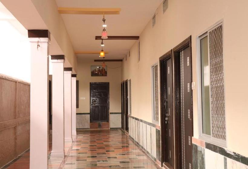 Hotel Ganesh & Rastaurent 1