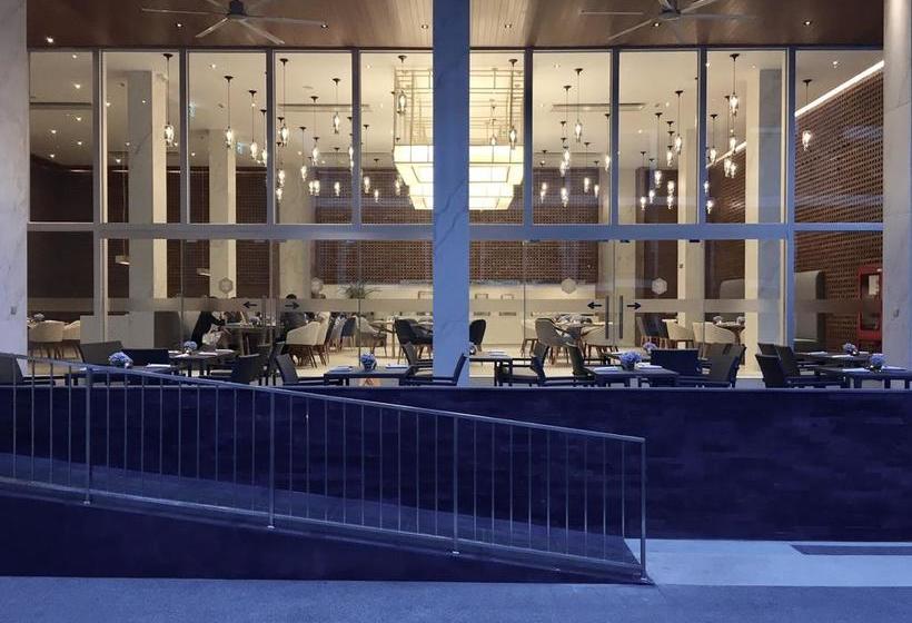 Hotel Wintree City Resort 10