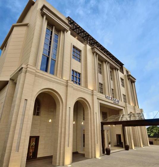 Hotel Four Points By Sheraton Srinagar 17