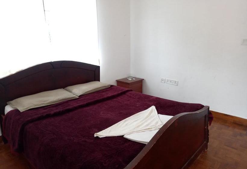 Hotel Villa Orchard 8