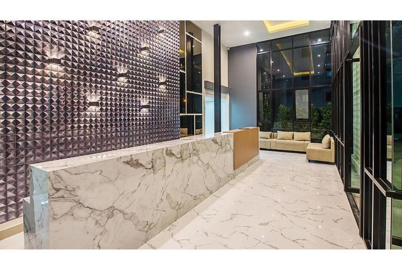 Hotel B2 Mae Sot Premier 5