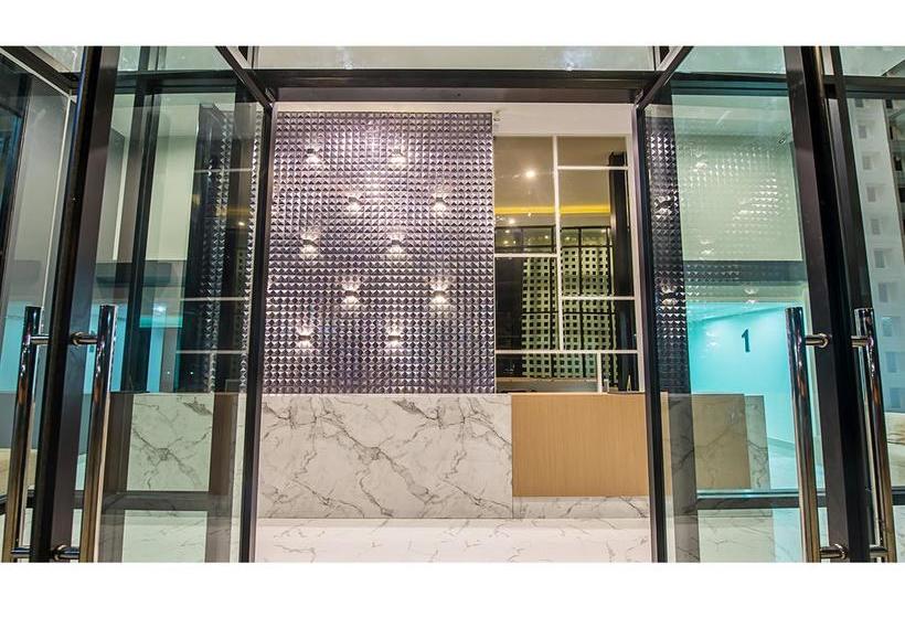 Hotel B2 Mae Sot Premier 6