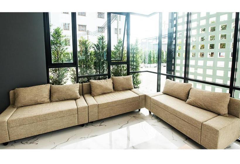 Hotel B2 Mae Sot Premier 7