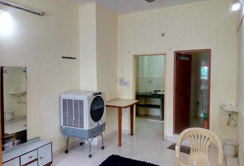 Bed and Breakfast Gokul Home Stay Indore 5