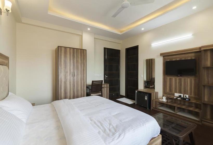 Fabhotel Tavishk Golf Course Road