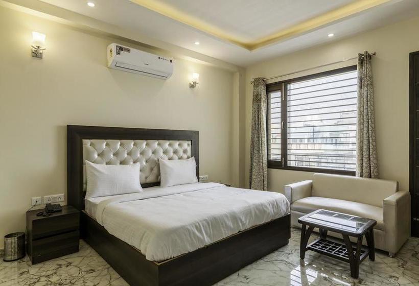 Fabhotel Tavishk Golf Course Road 6