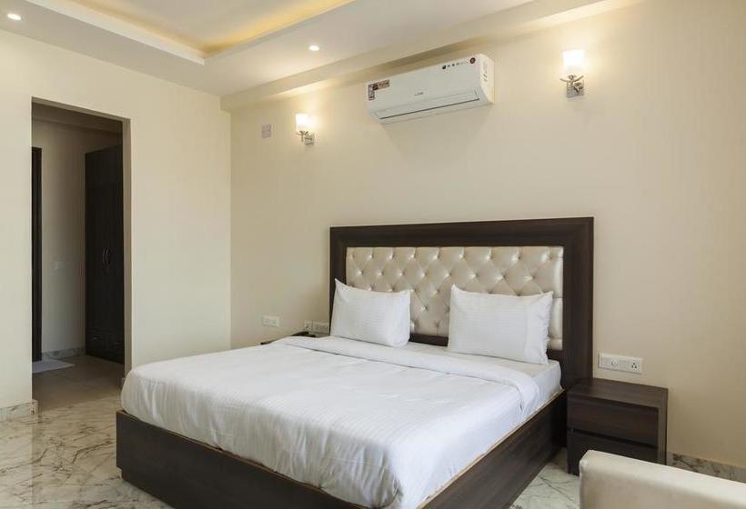 Fabhotel Tavishk Golf Course Road 7