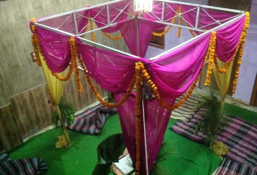 Hotel Grand Kailash 14