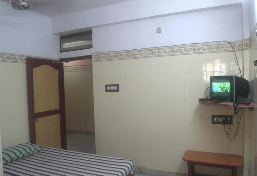 Hotel Merit Guest House 10