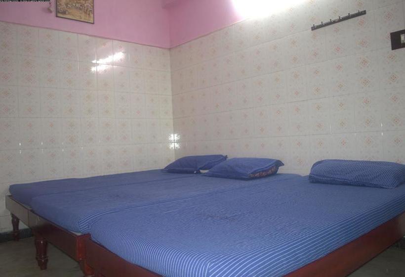 Hotel Merit Guest House 16