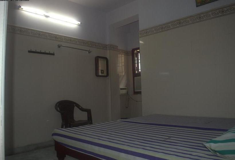 Hotel Merit Guest House 19