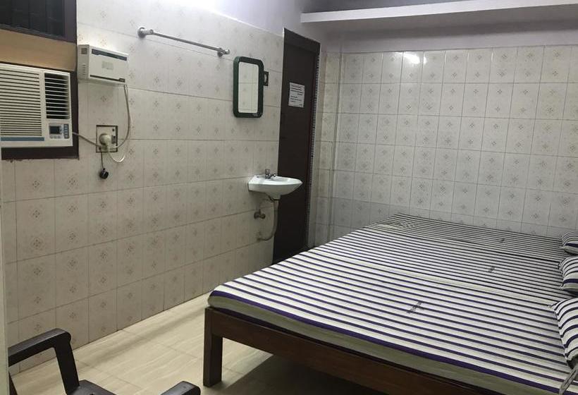 Hotel Merit Guest House 7