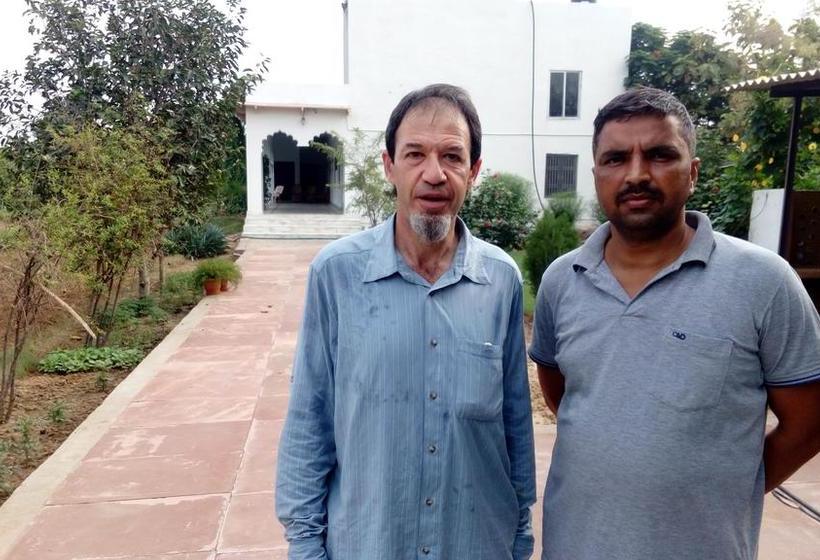 Bed and Breakfast Royal Farm 2