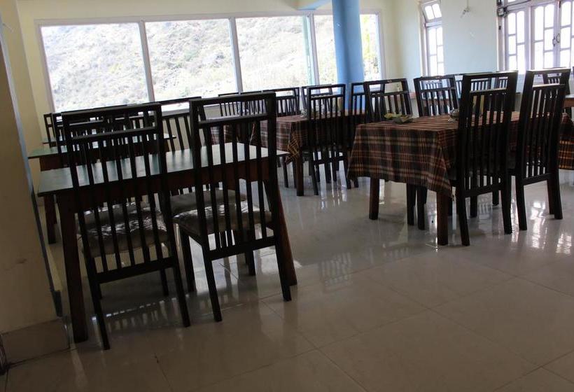 Hotel Fortuna Lachung 10