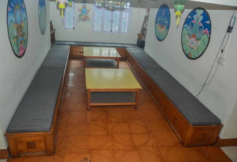 Hotel Fortuna Lachung 14