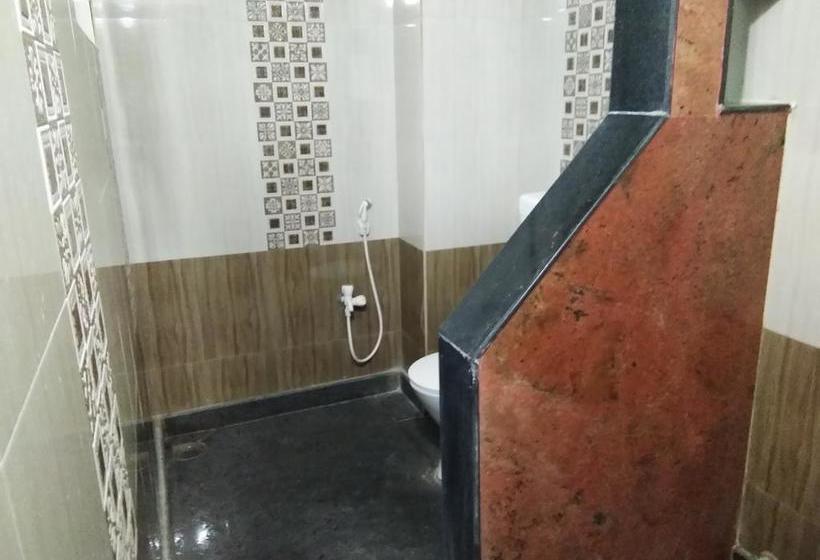 Hotel Sanman Lodge 18