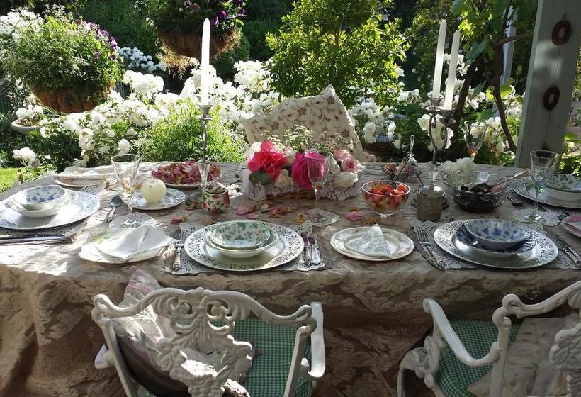 Bed and Breakfast Three Oaks 3