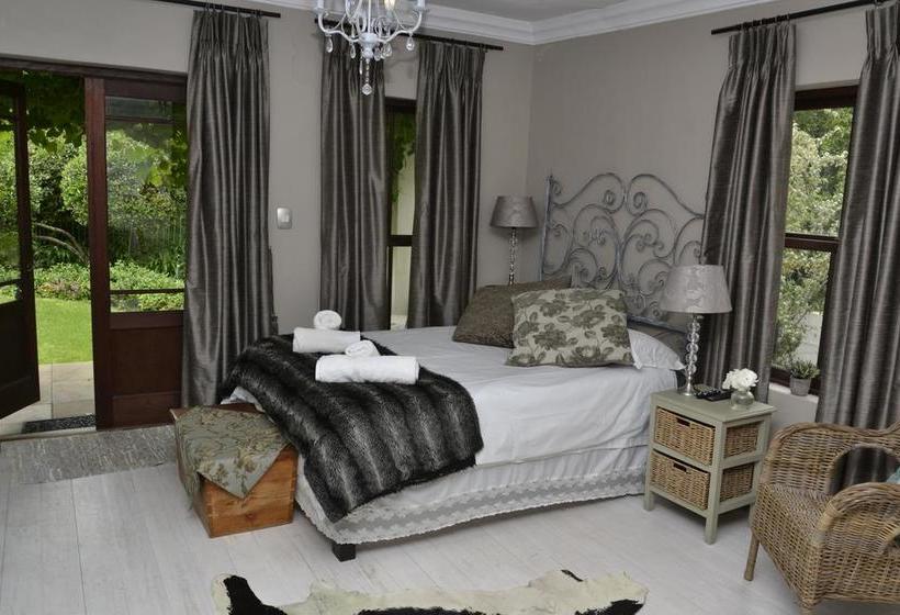 Bed and Breakfast Three Oaks 8