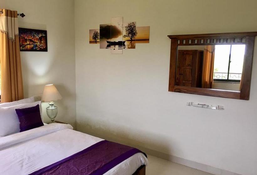 Resort Monarch Suites 13