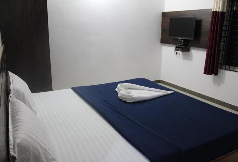 Hotel Bright Inn Comforts 12