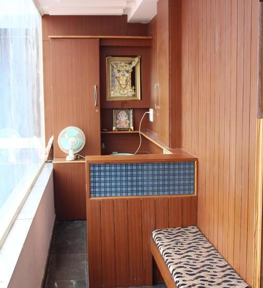 Hotel Bright Inn Comforts 17